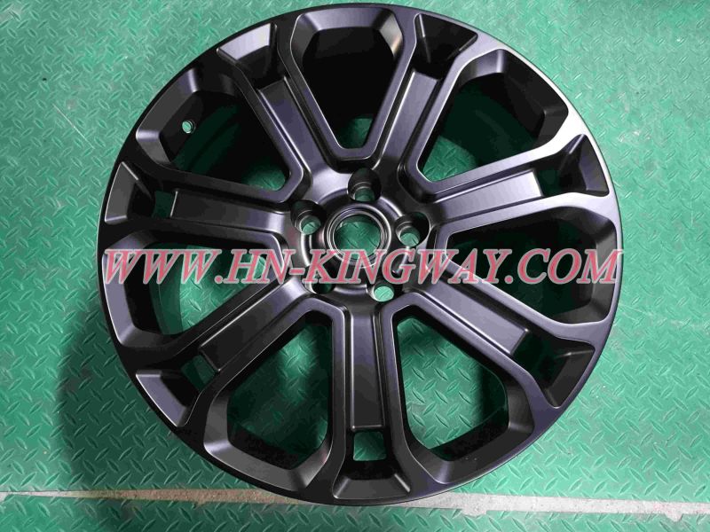 Land Rover wheel hub